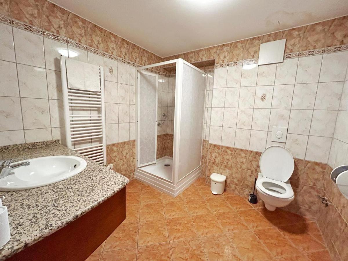Bed and Breakfast Fonix Wellness *** 1 A Epulet Хевиз Экстерьер фото