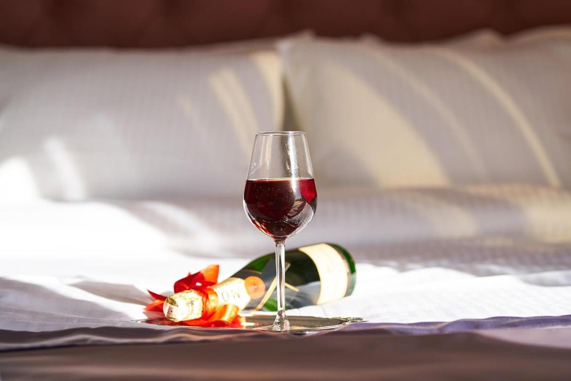 Bed and Breakfast Fonix Wellness *** 1 A Epulet Хевиз Экстерьер фото