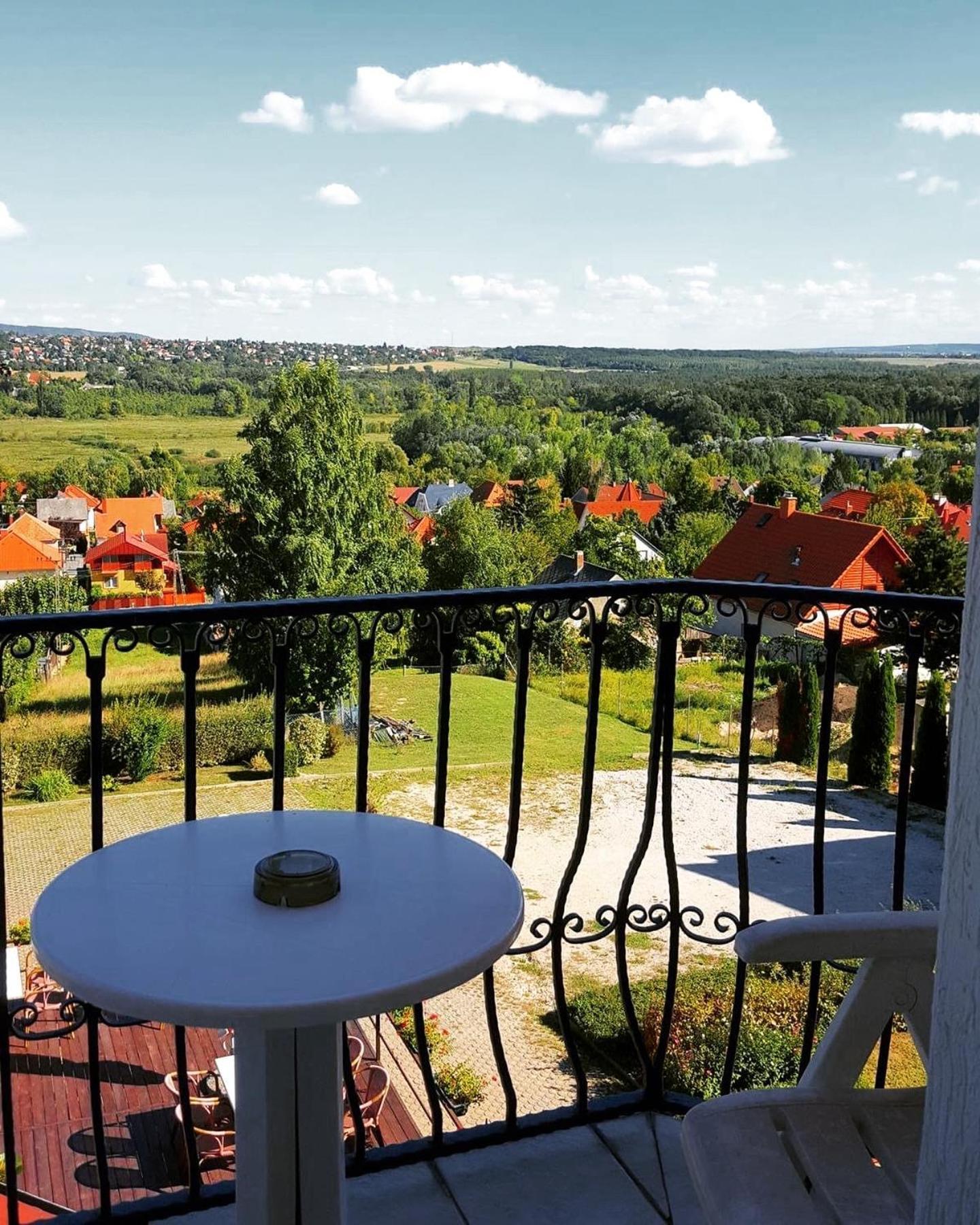 Bed and Breakfast Fonix Wellness *** 1 A Epulet Хевиз Экстерьер фото