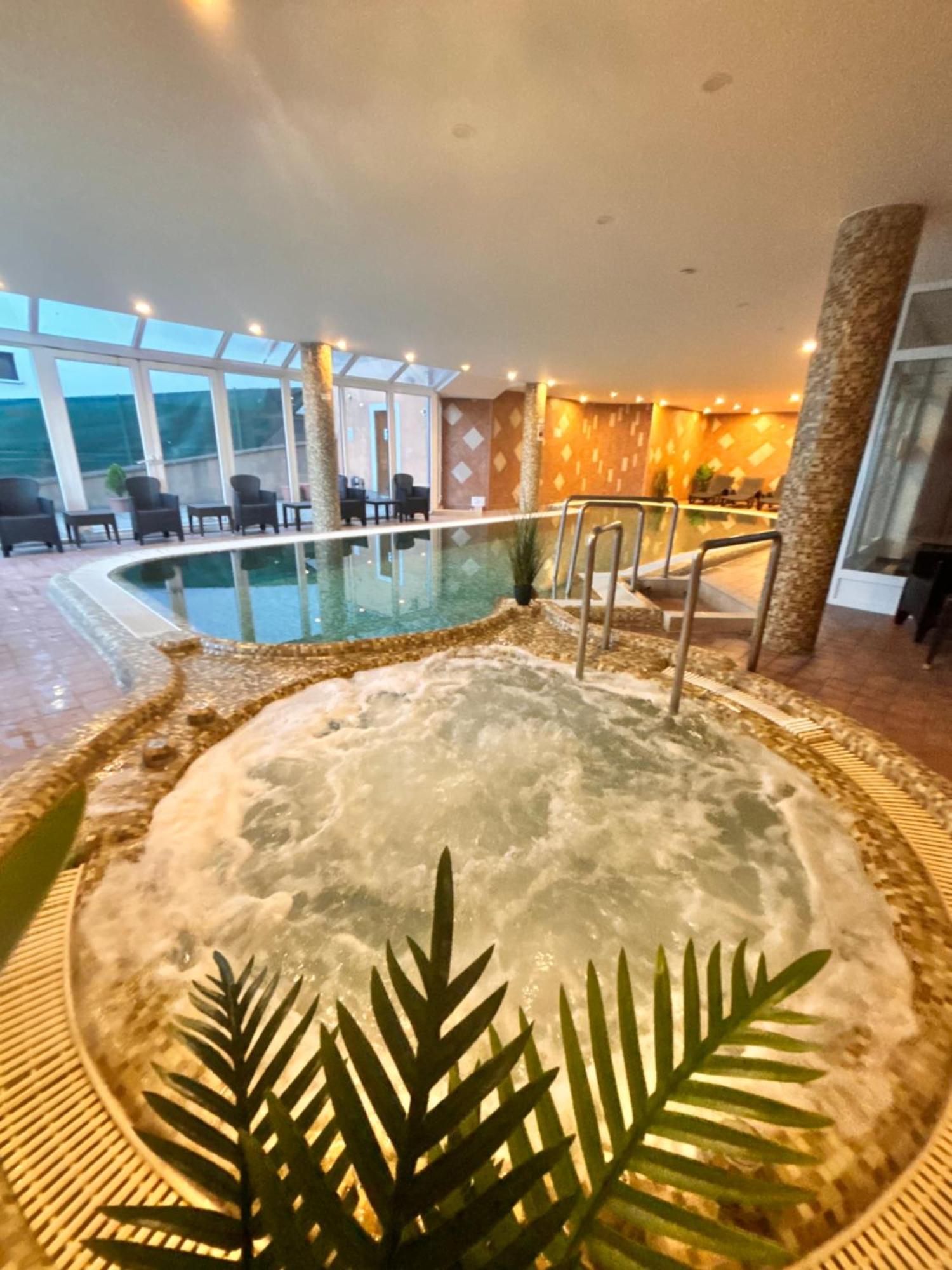 Bed and Breakfast Fonix Wellness *** 1 A Epulet Хевиз Экстерьер фото